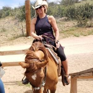 Meet your Posher, Deanna